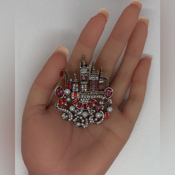 Fairytale Enchanted Castle Statement Brooch Pin - Picture 5 of 7